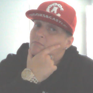 Meet your Posher, Lorie